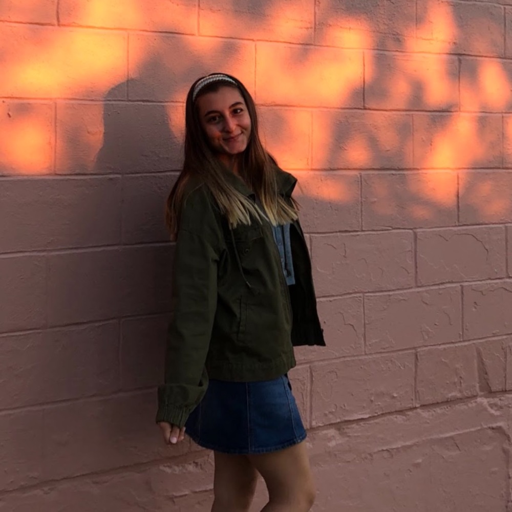 Meet your Posher, Bella